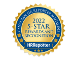 Image d’une médaille circulaire avec plusieurs icônes en forme d’étoiles; on peut y lire : « Canadian HR Reporter 2023 5-star rewards and recognition ».