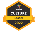 Graphique d’un hexagone vertical comprenant une étoile multicolore; on peut y lire : « Kudos Culture Leader 2022 ».
